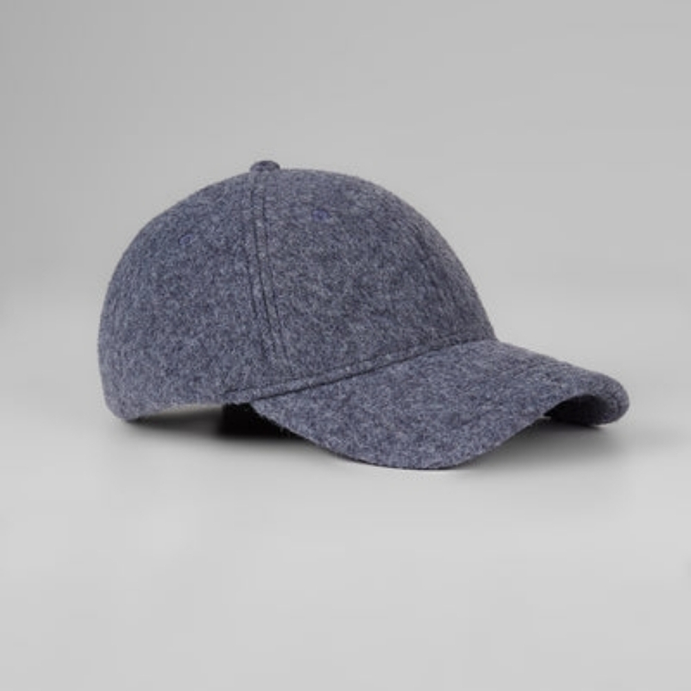 32° Heather Blue Faux Wool Winter Cap. Large. Adjustable. NWT.